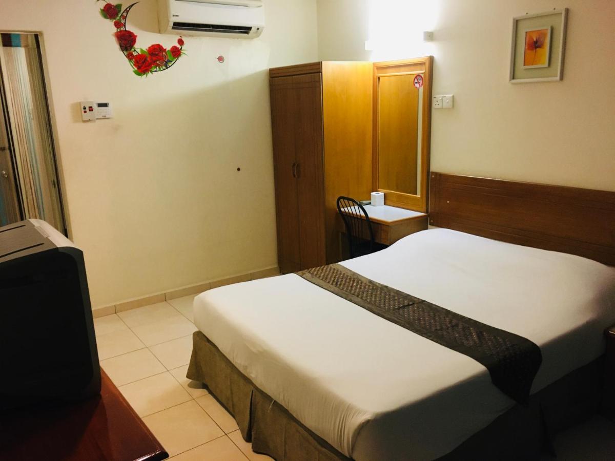 Coastal Park Hotel Malacca Eksteriør billede