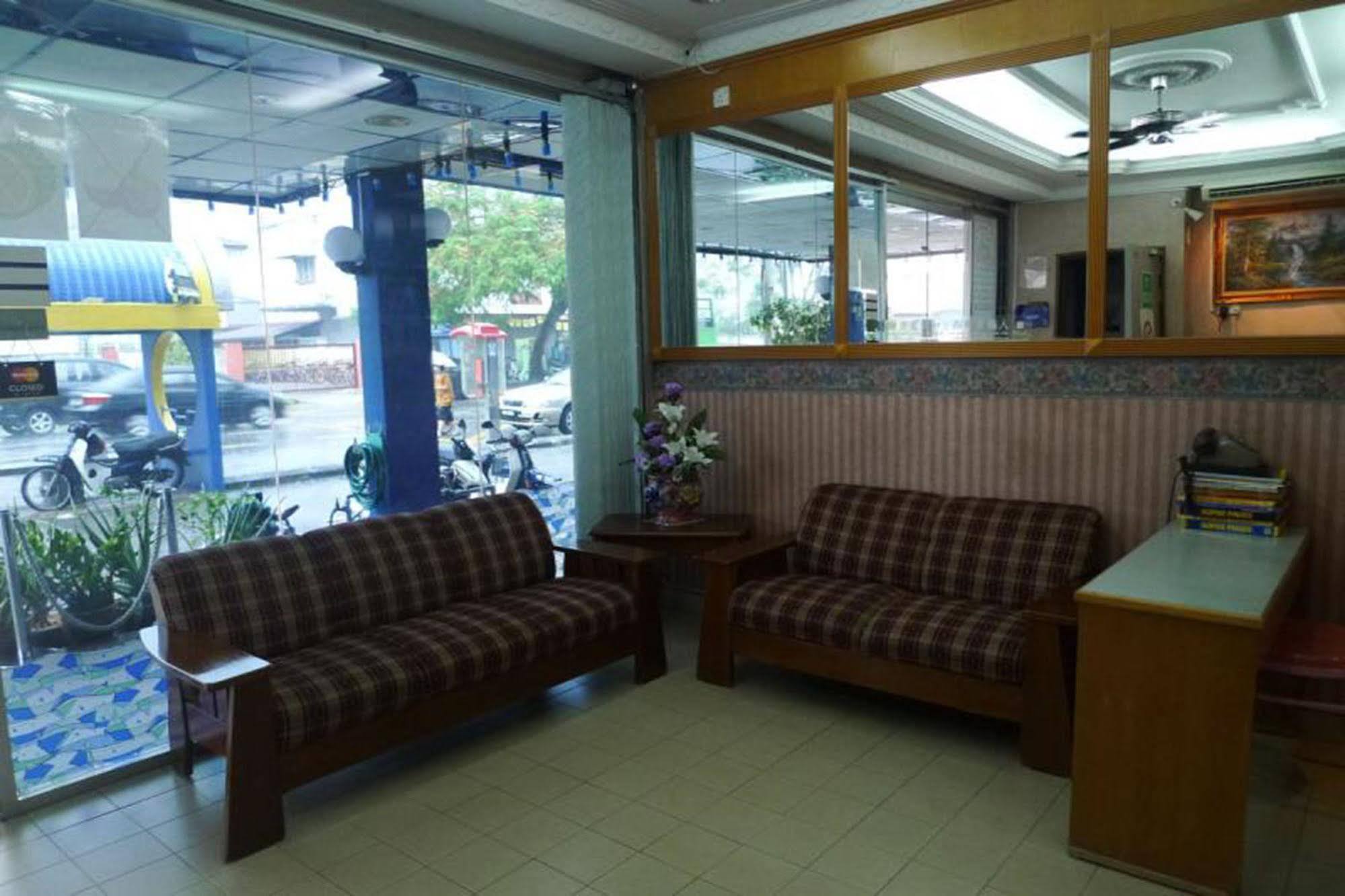 Coastal Park Hotel Malacca Eksteriør billede