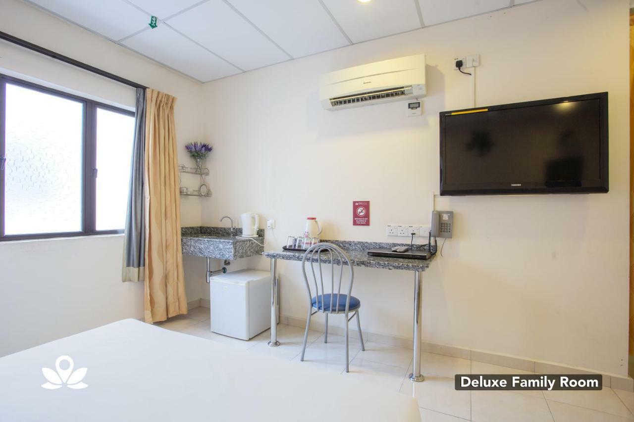 Coastal Park Hotel Malacca Eksteriør billede